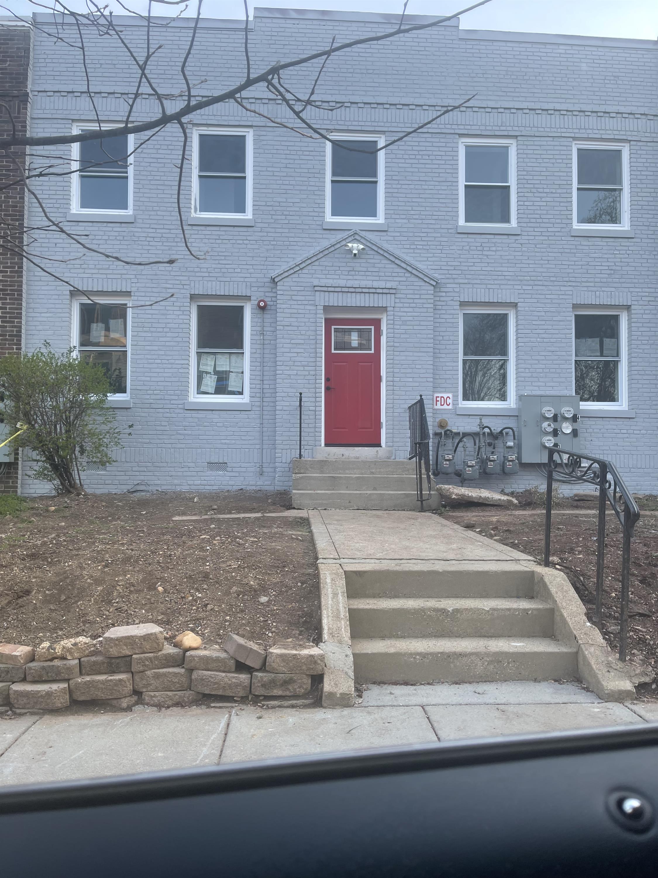 1709 E Street Northeast